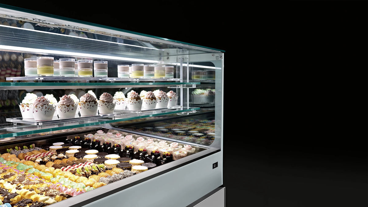 IFI Sam80 Air display case configured for pastry service